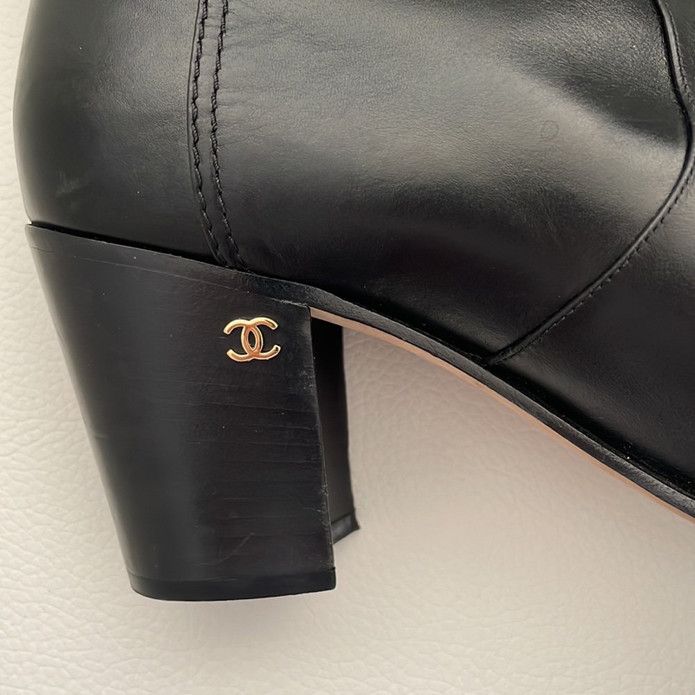 CHANEL Black Calfskin Short Boots - Picture 2 of 15
